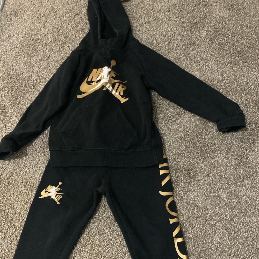 Nike Air Jordan sweat suit